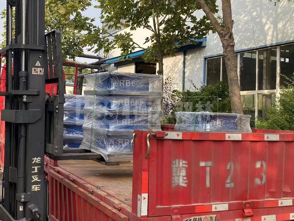 铅芯建筑隔震橡胶支座